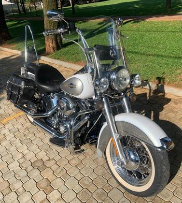 HARLEY-DAVIDSON SOFTAIL HERITAGE CLASSIC 